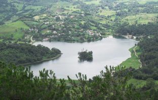 Laguna de Atezca, un hermoso lugar con leyenda en Molango