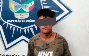 Detienen a dos sujetos que robaban casa en Zapotlán